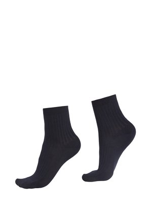 KURZE SOCKEN MIT CASHMERE - Skarpety