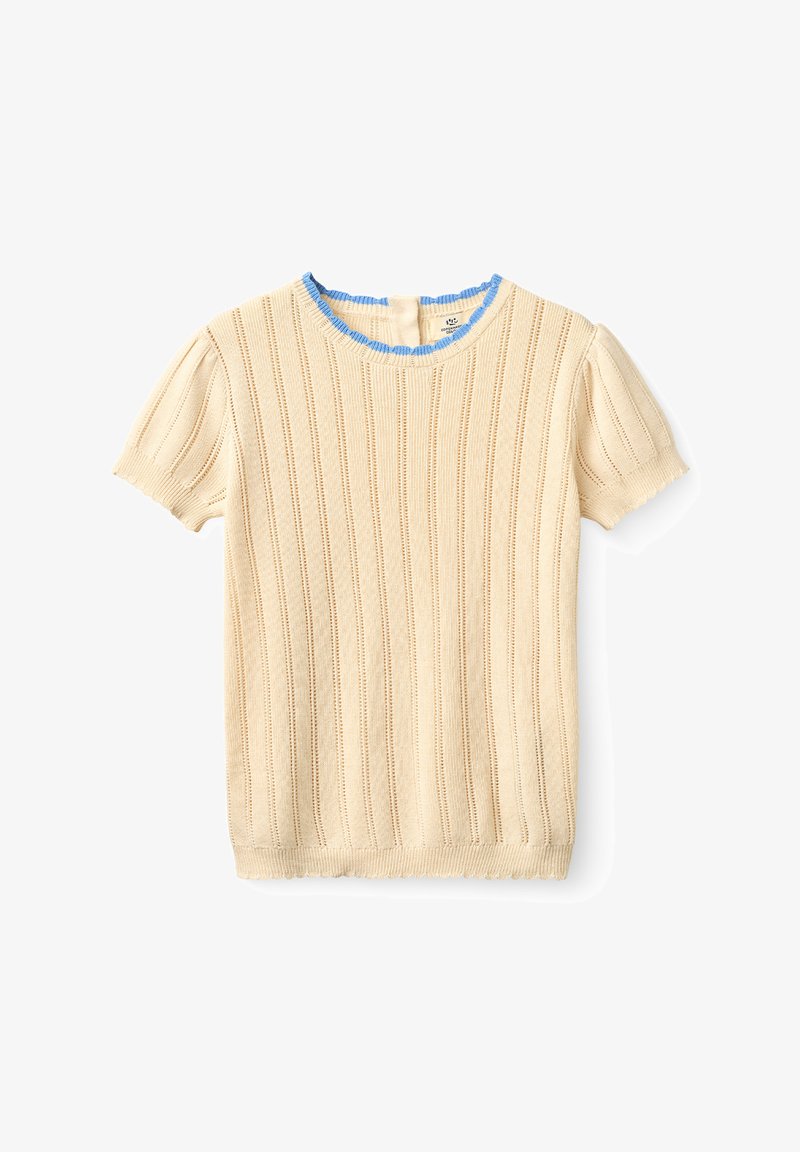 Haut en maille beige à manches courtes avec des rayures verticales en maille ajourée, col bordé de bleu en forme de feston, et ourlet et poignets côtelés.