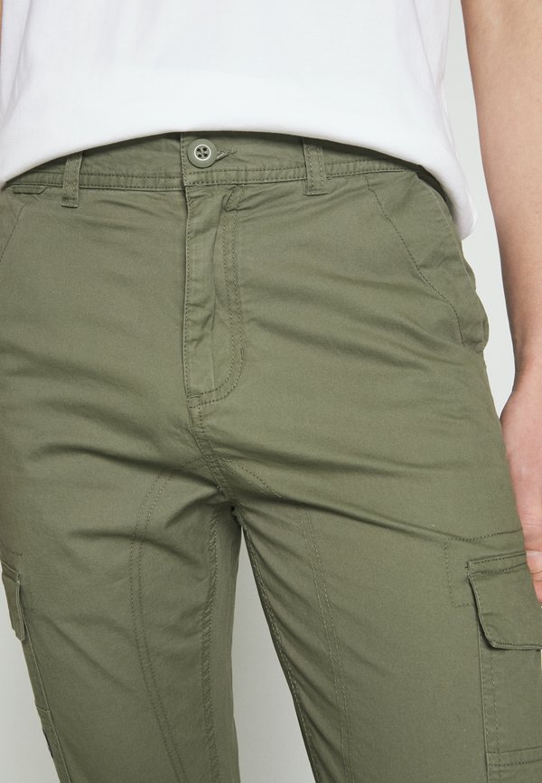 CUFFED - Cargo trousers - four leaf clover4