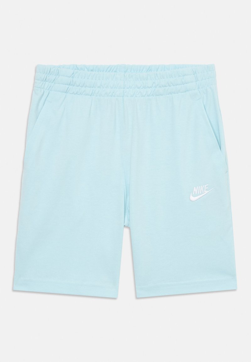 Απαλές ανοιχτό μπλε σορτς Nike. Διαθέτουν ελαστική μέση, δύο πλαϊνές τσέπες και ένα μικρό λευκό λογότυπο στο μπροστινό μέρος.