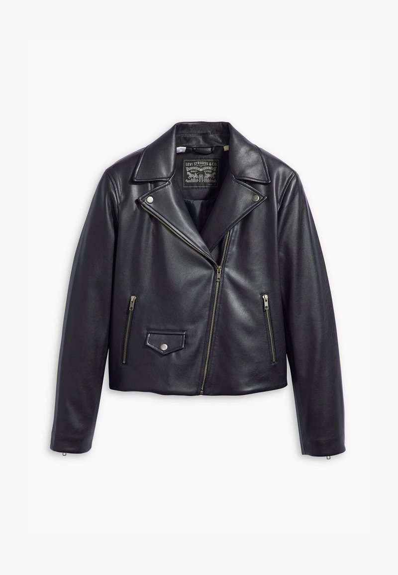 Μαύρο δερμάτινο μπουφάν μοτοσικλέτας με κομμένο γιακά, ασύμμετρο πρόσθιο φερμουάρ, πλαϊνές τσέπες και λεπτομέρεια με κουμπί πίεσης στην τσέπη του στήθους.