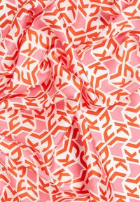 Karl Lagerfeld Jeans GEO MONOGRAM - Tørklæde / Halstørklæder - red all over monogram print