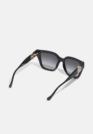 Gucci, GG CAT-EYE SQUARE SUNGLASSES - Lunettes de soleil - black