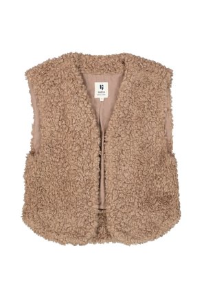 Bruine krullige faux shearling mouwloze vest met een gladde binnenvoering, open voorkant en een klein merkembleem bij de halslijn.