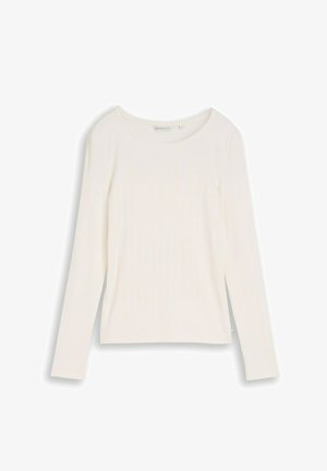 Kremni dolg rokav ribičast oblečen pulover z okroglim izrezom in oprijetim krojem, položen na belo ozadje.