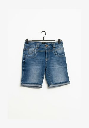 Džínové šortky s modrým odstínem, s knoflíkovým a zipovým zapínáním, dvěma předními kapsami a ohrnutým lemem u nohou.