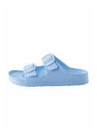 Himmelblaue Riemensandalette mit zwei verstellbaren Schnallen, aus glattem Kunststoff gefertigt. Verfügt über eine strukturierte Sohle für besseren Halt und ein minimalistisches Design.