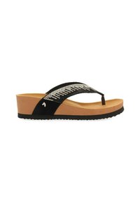 Chanclas negras con una parte superior texturizada en negro, adornadas con acentos plateados y una suela de plataforma en tono marrón, que presenta un diseño curvado.