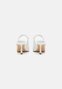 Steve Madden KLING - Klassiske pumps - white