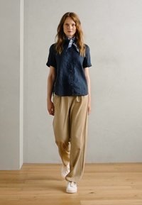 Thumbnail Image 2