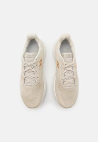 New Balance FRESH FOAM X 1080 V13 - Utcai futócipők - timberwolf