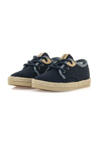 Zapatos de lona marinos con acentos en beige, punta redonda, diseño de cordones y suela envuelta en yute. Presentan un forro interior suave.