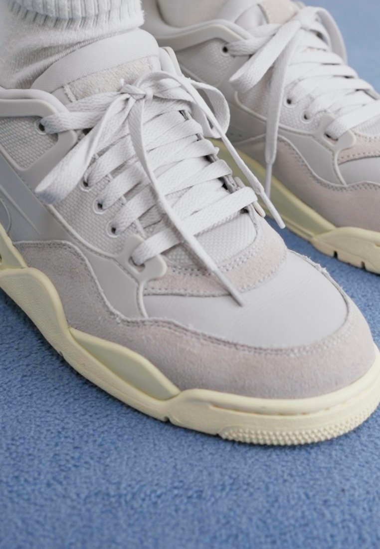 Air Jordan 4 ベージュ スエード The Women's Air Jordan 4 Retro Cozy Girl Releases Holiday 2025