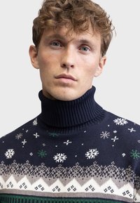 Redefined Rebel SANTA ROLLNECK REGULAR FIT - Strickpullover - navy blazer