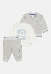 BOSS Kidswear BABY TROUSERS SET - Cadeau de naissance - light gray china