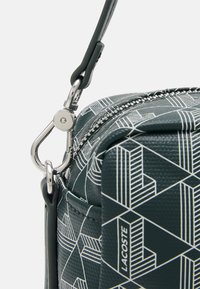Lacoste REPORTER BAG - Borsa a tracolla - green