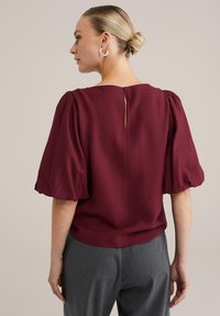 WE Fashion Blūze - burgundy red