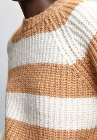 Mango Sweter