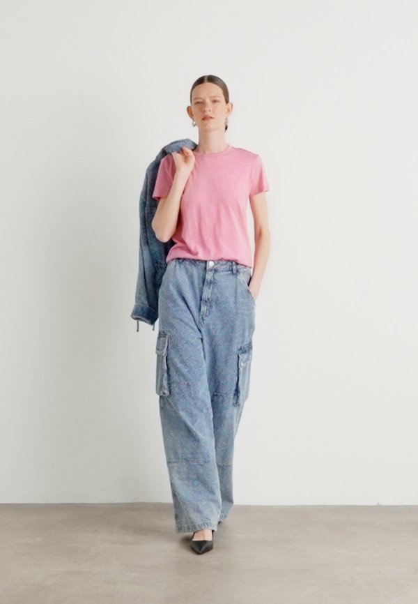 ESLA - Basic T-shirt - open purple4