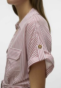 Vero Moda VMBUMPY SHORT - Abito a camicia - nostalgia rose