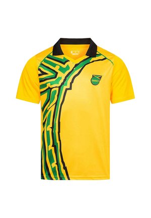 Gelbes Sporttrikot mit schwarzem Kragen, abstraktem grün-schwarzem Design auf der linken Seite und kleinem Jamaika-Flaggen-Logo auf der Brust.