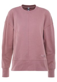 Fialový sweatshirt s dlouhým rukávem, žebrovanými manžetami a spodním lemem, jemným texturovaným vzorem na jedné straně a malou obdélníkovou nášivkou poblíž lemu.