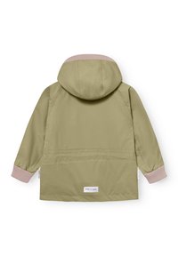 Otroška jakna z ruto v olive zeleni barvi z nabranimi roza manšetami in ovratnikom, prikazana od zadaj.