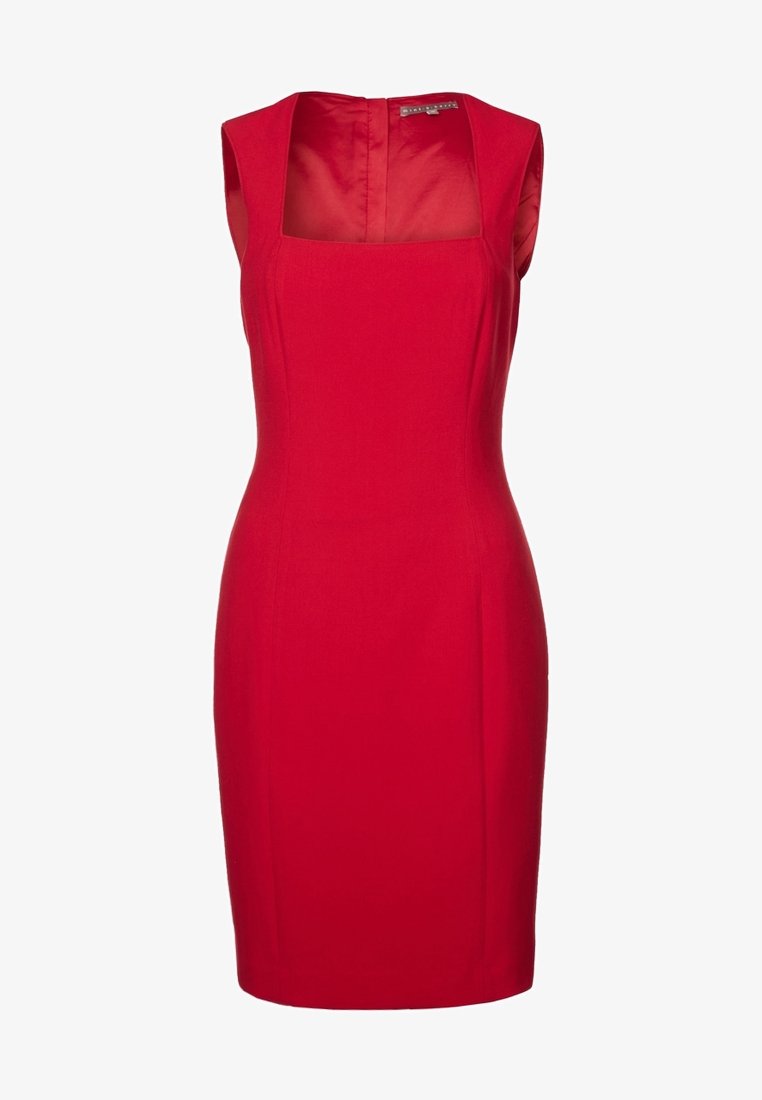 Robe rouge sans manches, longueur genou, avec un décolleté carré et une silhouette ajustée.