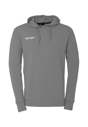 Grå hoodie lavet af blødt stof, med en kengurulomme, snoretræk i hætten og hvidt "Kempa" logo på venstre bryst.
