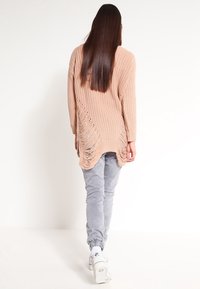 Missguided Stickad tröja - pink