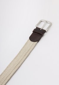 Thumbnail Image 3