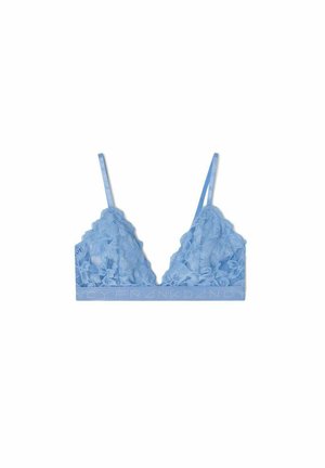 Vaaleansinine pitsinen bralette, jossa on kukkakuviot, säädettävät olkaimet ja pehmeä alareuna logotiedoilla. Kolmiomainen muoto ilman toppausta.
