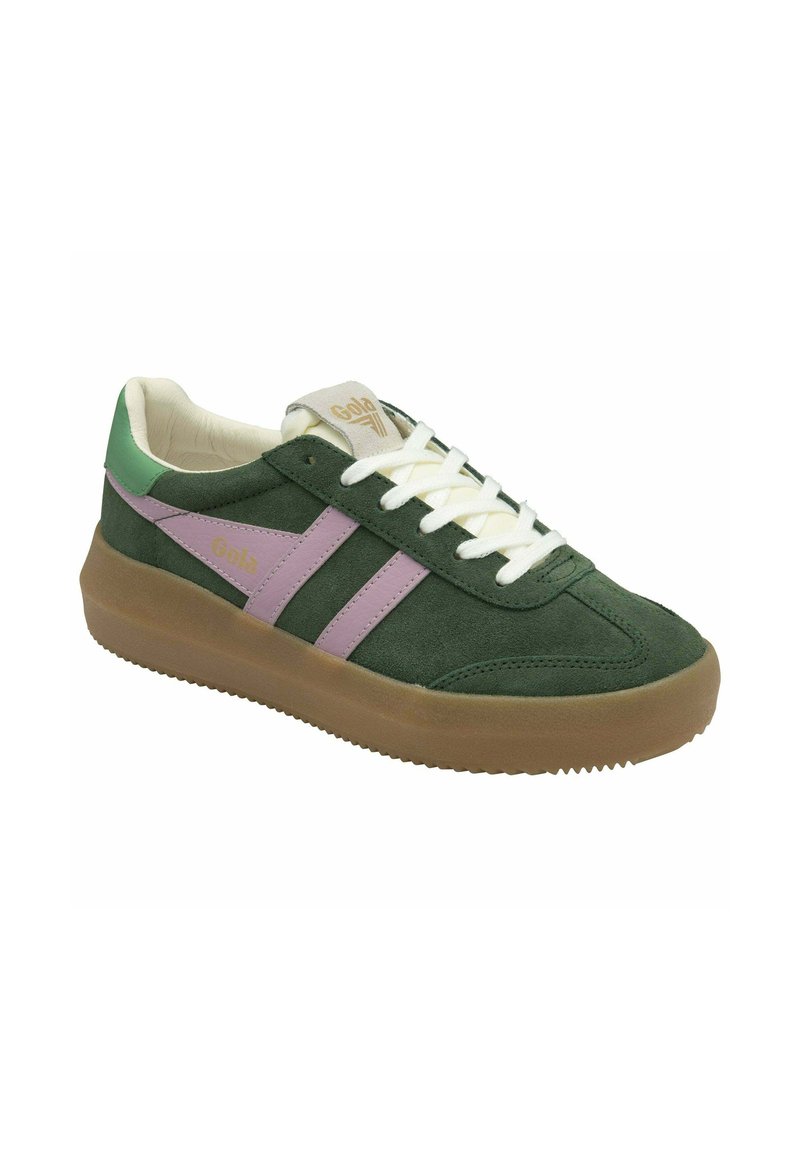 Green suede sneaker with white laces, pink synthetic side stripes, a beige logo patch, and a gum rubber sole. Features a padded collar.