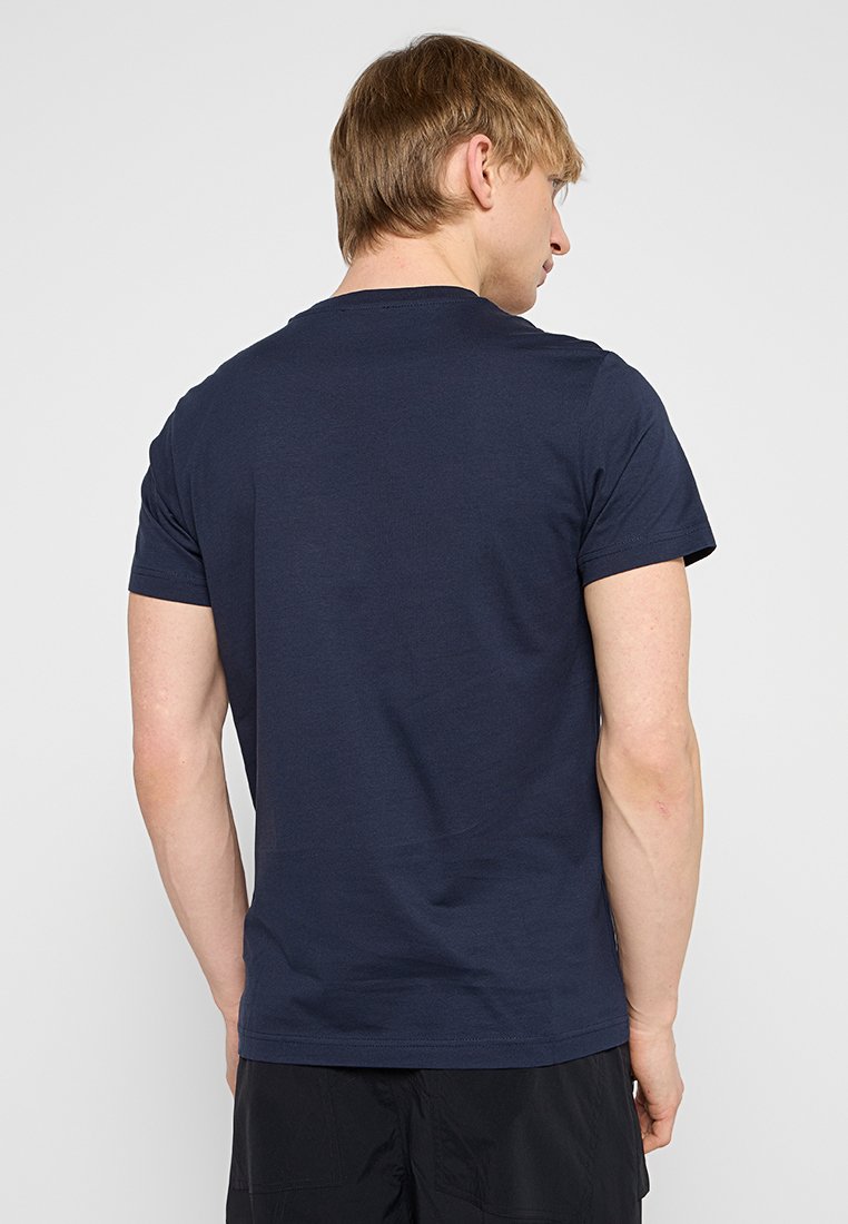 Marineblauwe katoenen T-shirt met korte mouwen en een ronde halslijn, met een gladde textuur en een eenvoudig, klassiek ontwerp van achteren.
