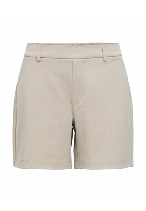 Short beige sur mesure avec passants pour ceinture, poches latérales et une couture avant propre, conçu pour un look ajusté et décontracté.