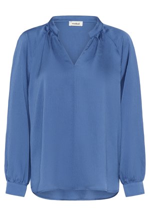 Blauw damesblouse met lange mouwen, een V-hals, geplooide schouders en knoopmanchetten, gemaakt van lichtgewicht getextureerde stof.