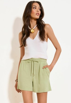 Lipsy, Shorts - green