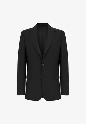 Czarna marynarka z pojedynczym guzikiem, klapami i boczną kieszenią. Wykonana z gładkiego materiału, o dopasowanym kroju, z wyraźnymi liniami.