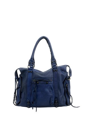 Sac à main en cuir bleu foncé avec double poignée, poche zippée à l'avant, poches latérales et sangles décoratives avec clous en métal.
