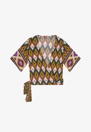 Blouse style cache-cœur avec manches courtes, motif géométrique en losanges dans des tons terreux, avec ceinture à nouer sur le côté et col en V.
