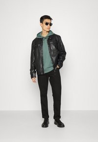 Gipsy by Mauritius GILIAN - Casaco de couro - black