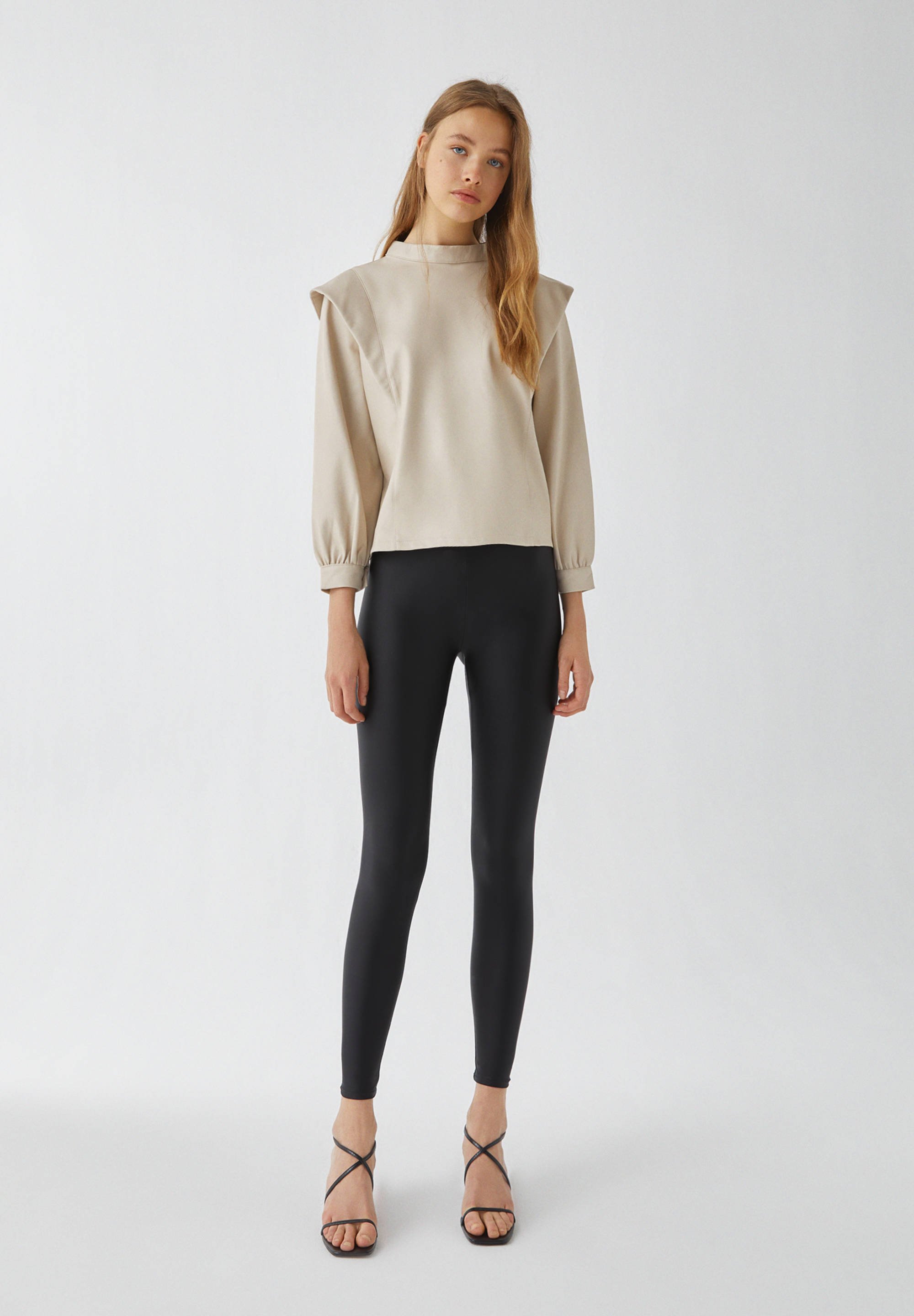 pull and bear leggings