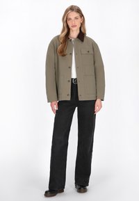 DreiMaster Jachetă de vară - olive