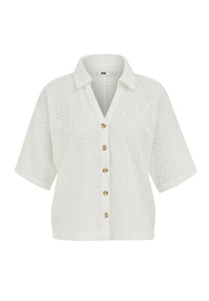 Biela krátkym rukávom blúzka z výšivkového čipkového materiálu s golierom a piatimi drevenými gombíkmi vpredu, s voľným a voľným strihom.
