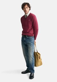 GANT V-NECK - Jersey de punto - wine red