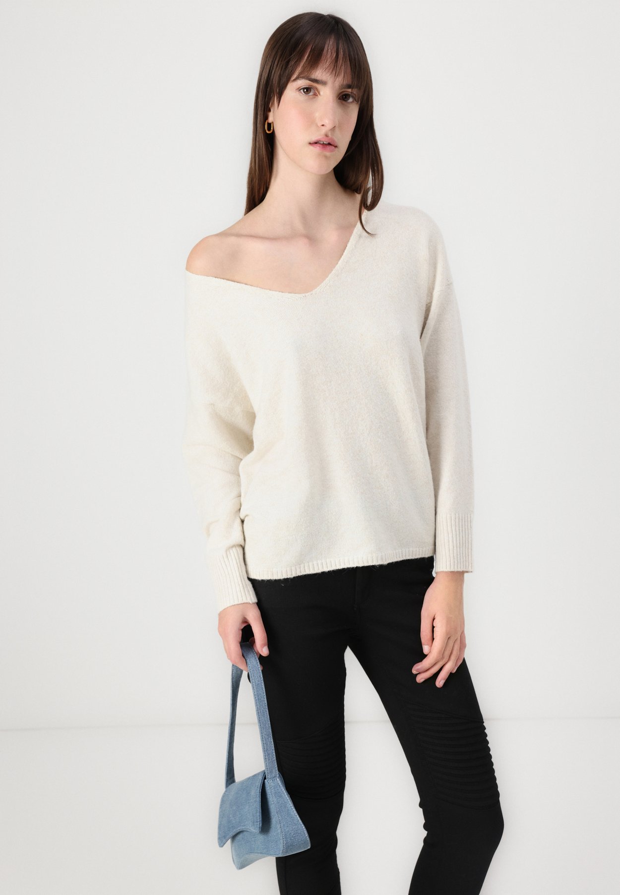 ONLRICA LIFE L/S V-NECK PULLO KNT NOOS