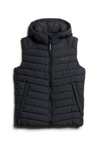 Sort polstret vest med hætte, der har en frontlynlås, sidelommer og kviltet tekstur. Logoet på brystet tilføjer en bemærkelsesværdig detalje.