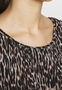 True Religion Bluzka