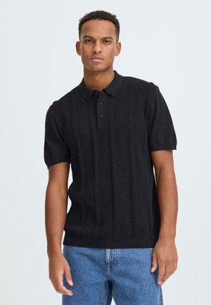 Polo - black beauty