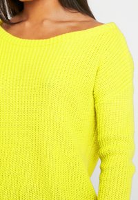 Missguided Petite Stickad tröja - neon green